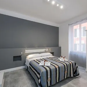 Grey House Appartement La Spezia